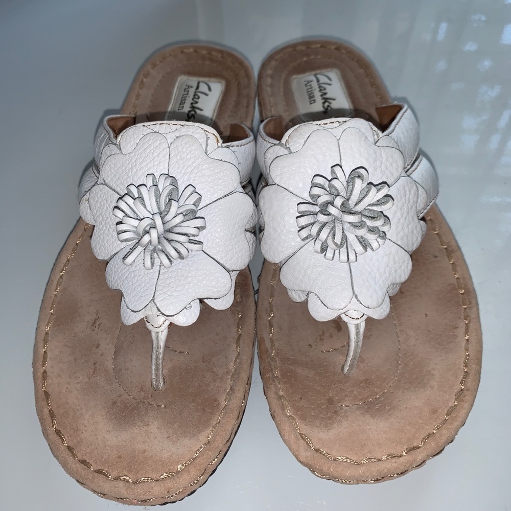 Clark’s Artisan Sandals Size 7.5 Medium